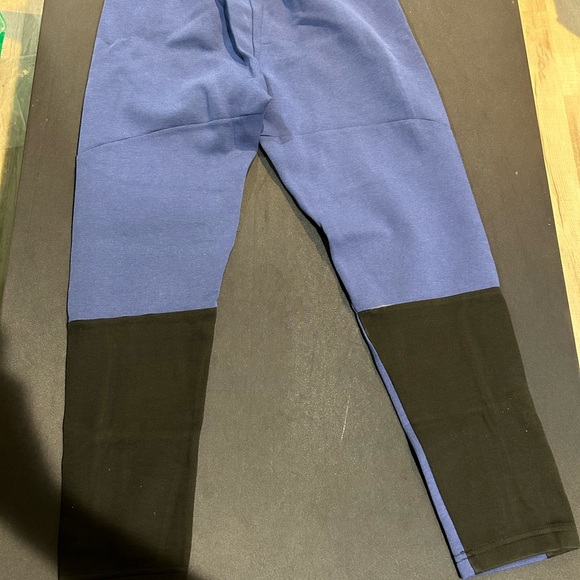Puma Blue and Black Pants - Dynamic Style for Active Performance - Picture 3 of 6